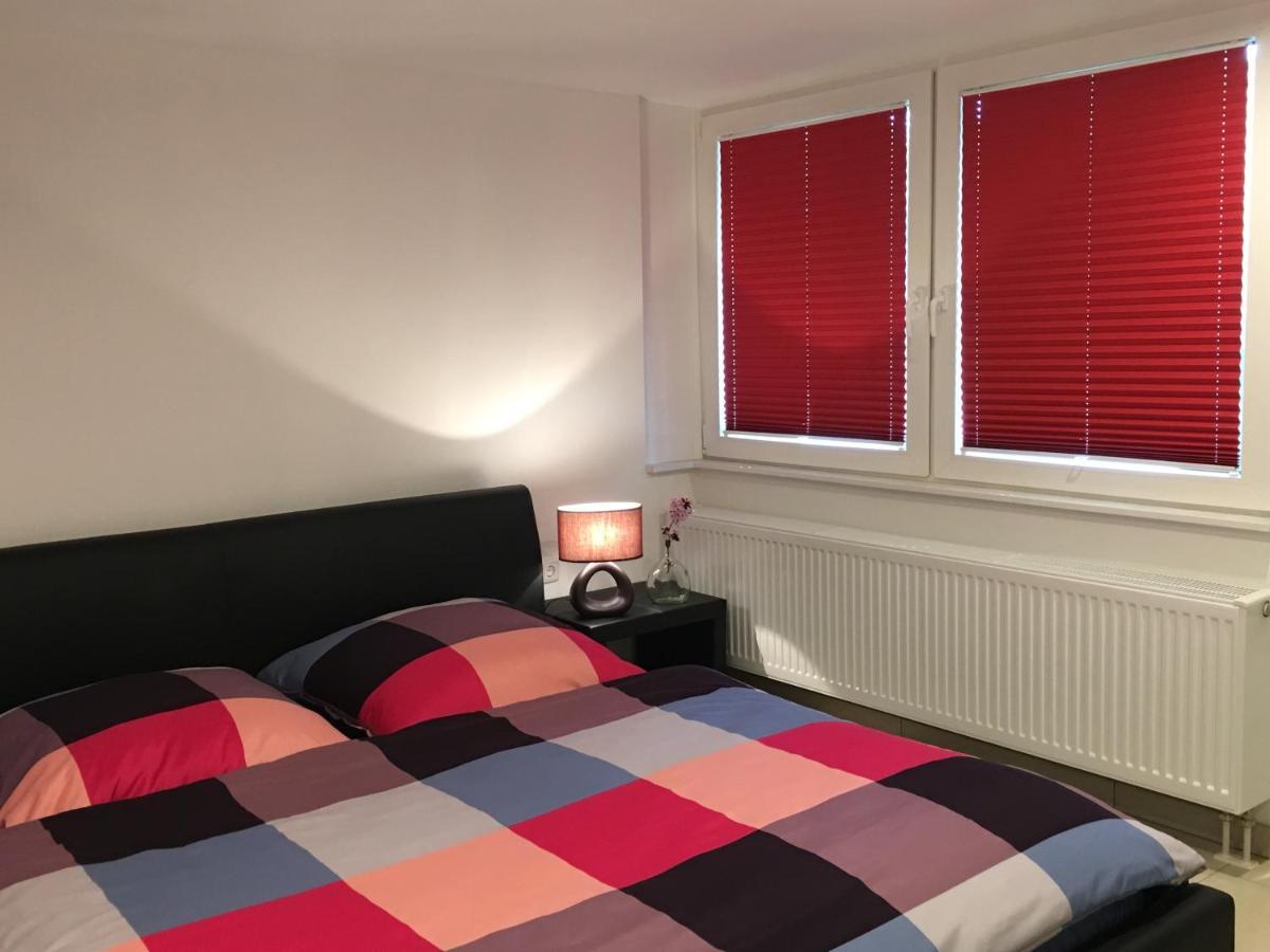 Komplettes Ferienhaus Potsdam Berlin Gaestehaus In Seenaehe 95Qm2 Monteurzimmer Dış mekan fotoğraf